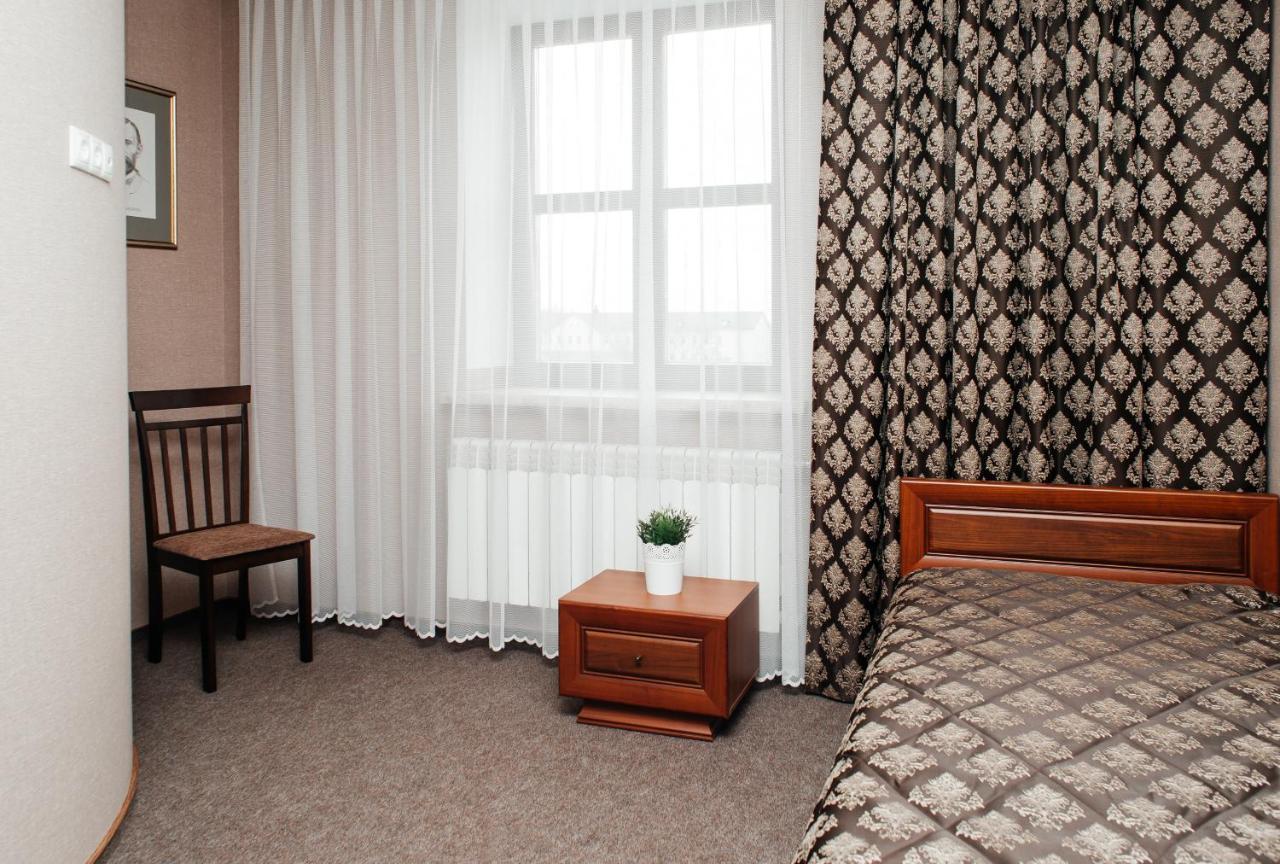 Belastok Hotel Nyasvizh Extérieur photo