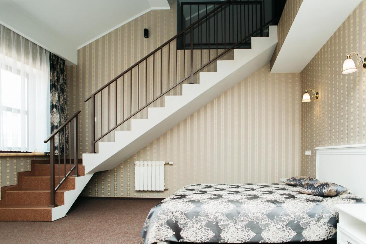 Belastok Hotel Nyasvizh Extérieur photo